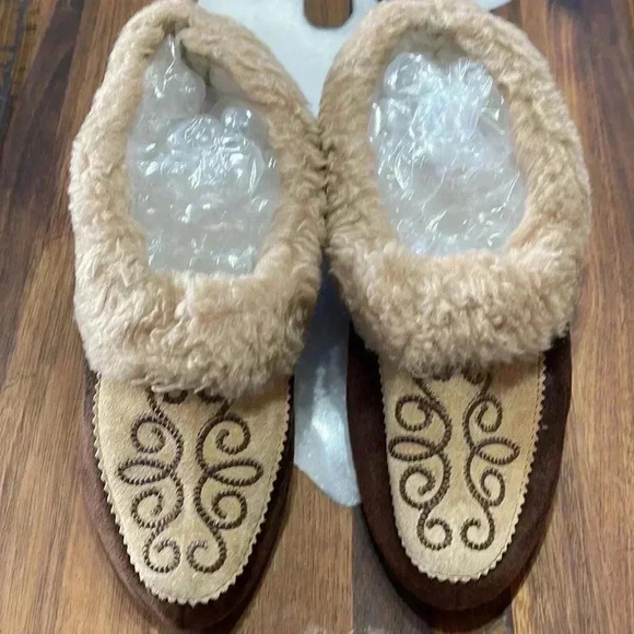 Amazing RUKOTVORINE Women’s slippers. US 6.5 - Picture 1 of 6